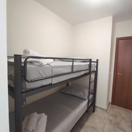 Kledia's Modern Apartament Tirana