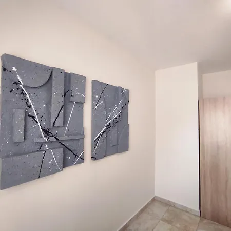 דירה Kledia's Modern