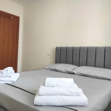 Kledia's Modern טיראנה