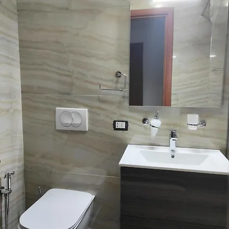 Kledia's Modern Apartament