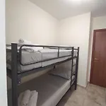Kledia's Modern Apartamento Tirana