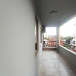 Kledia's Modern Apartamento
