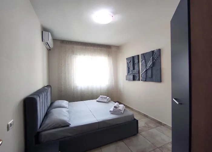 Kledia's Modern